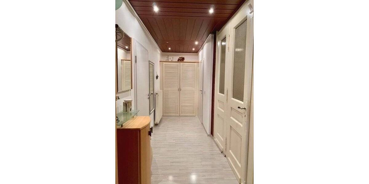 Reihenmittelhaus Treuen - 6 Zimmer, 125 m&sup2;, 135.000&euro; | Angebot:25662007