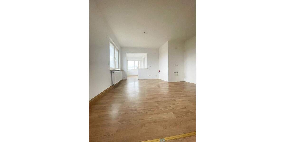 Etagenwohnung Meerane Niklasbusch - 3 Zimmer, 72 m&sup2;, 468&euro; | Angebot:25666434