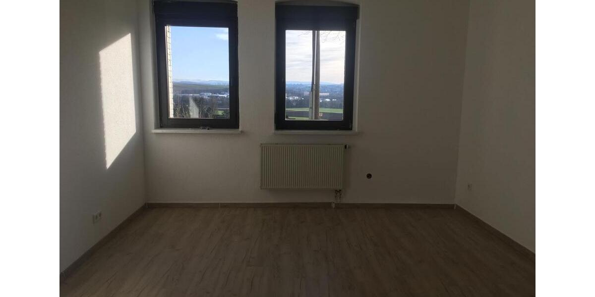 Erdgeschoßwohnung Zwickau - 3 Zimmer, 75 m&sup2;, 485&euro; | Angebot:26589079
