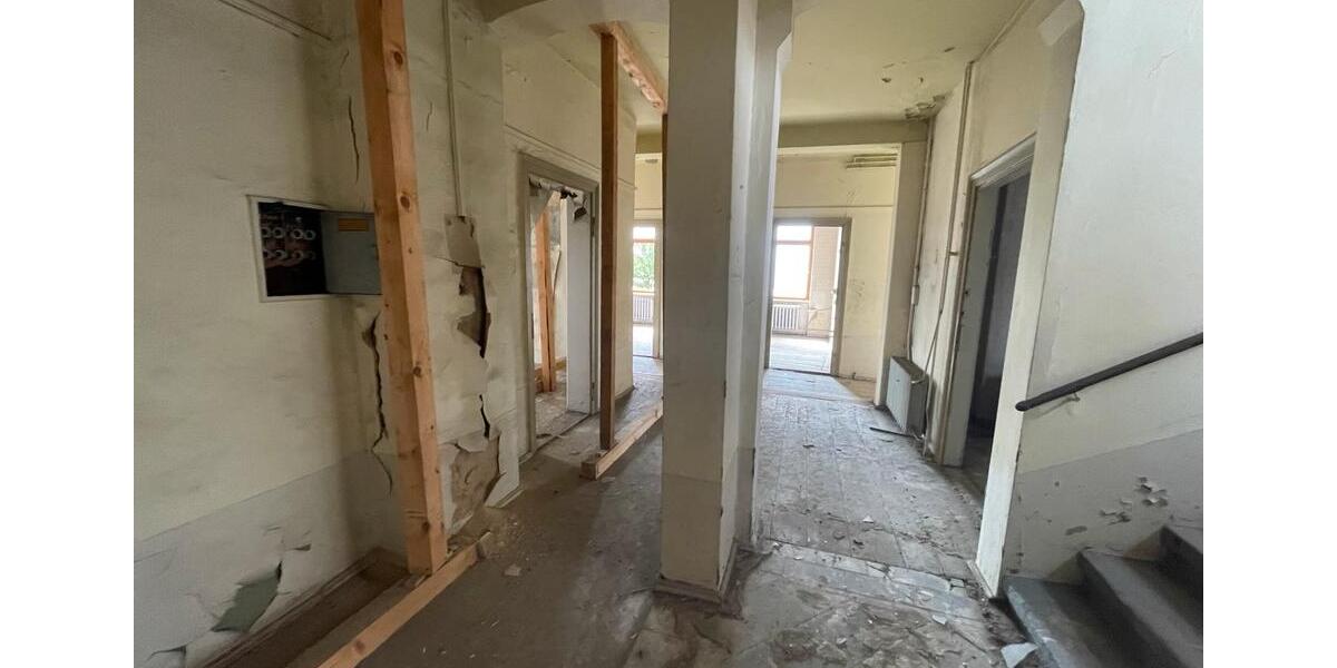 Mehrfamilienhaus, Wohnhaus Zwickau Zwickau-West - 40 Zimmer, 444 m&sup2;, 999&euro; | Angebot:19528589