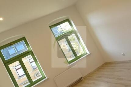 Wohnung Zwickau - 4 Zimmer, 97 m&sup2;, 720&euro; | Angebot:25719762