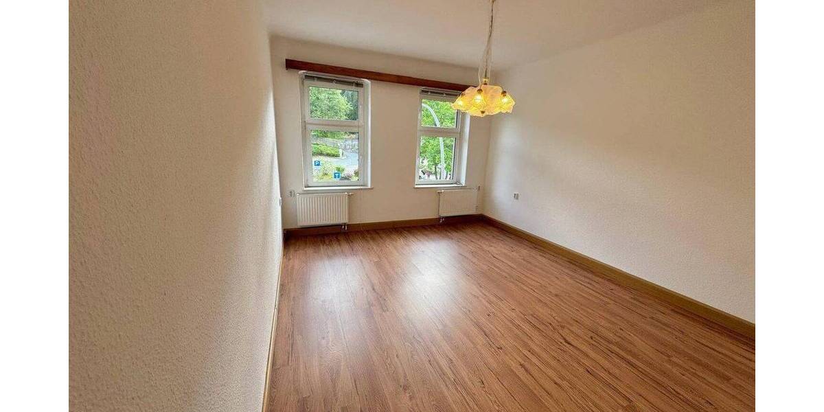 Etagenwohnung Aue - 2 Zimmer, 70 m&sup2;, 395&euro; | Angebot:26800585