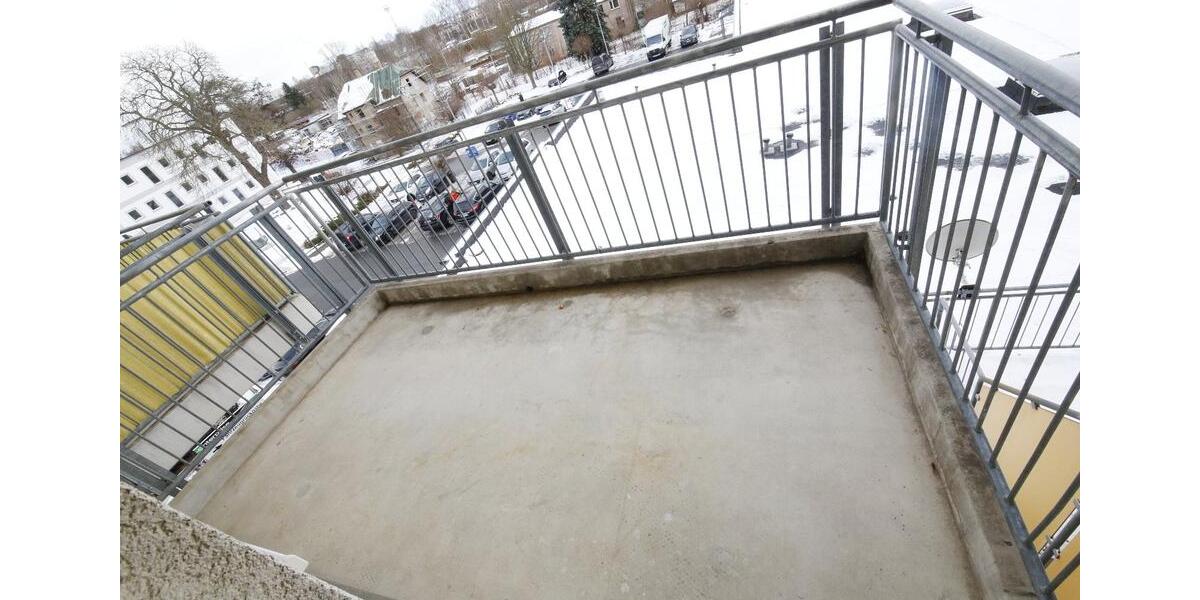 Etagenwohnung Zwickau Auerbach - 1 Zimmer, 44 m&sup2;, 39.000&euro; | Angebot:25404702