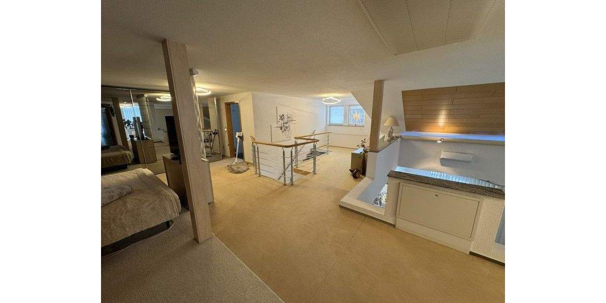 Einfamilienhaus Reichenbach - 6 Zimmer, 253 m&sup2;, 699.000&euro; | Angebot:25738178