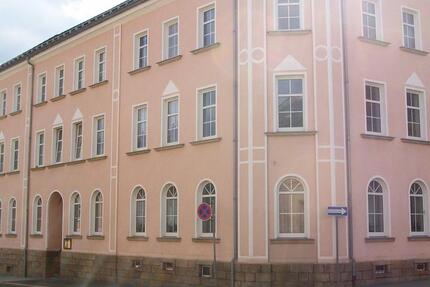 Wohnung Lengenfeld - 3 Zimmer, 64 m&sup2;, 320&euro; | Angebot:26424136