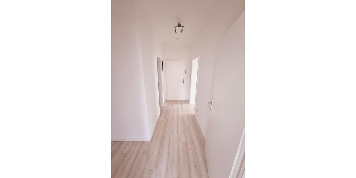 Etagenwohnung Glauchau - 2 Zimmer, 57 m&sup2;, 370&euro; | Angebot:23848574