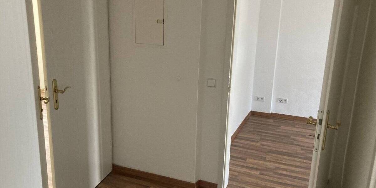Etagenwohnung Zwickau Innenstadt - 3 Zimmer, 50 m&sup2;, 36.500&euro; | Angebot:25707464