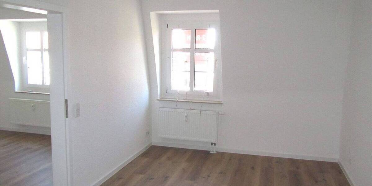 Etagenwohnung Zwickau Bahnhofsvorstadt - 2 Zimmer, 60 m&sup2;, 380&euro; | Angebot:25984848