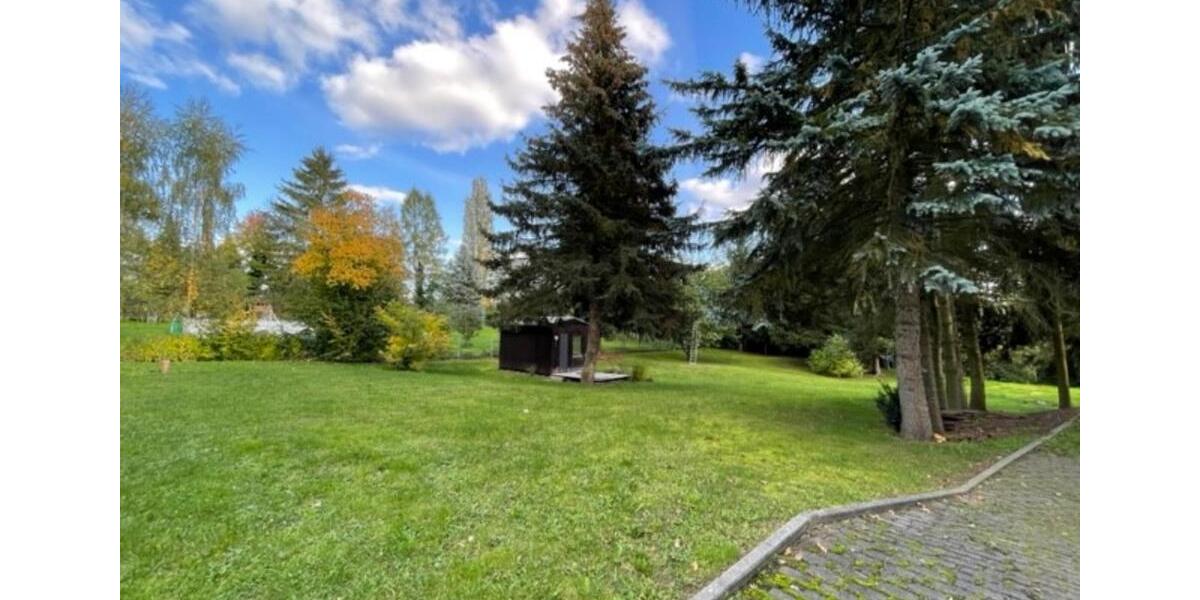 Dachgeschoßwohnung Hohenstein-Ernstthal Ernstthal - 3 Zimmer, 85 m&sup2;, 640&euro; | Angebot:25255010