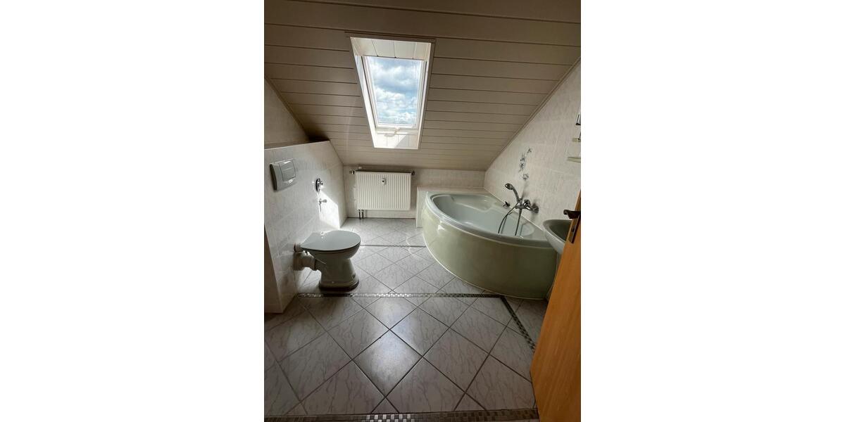 Maisonettenwohnung Greiz - 2 Zimmer, 103 m&sup2;, 500&euro; | Angebot:24764868