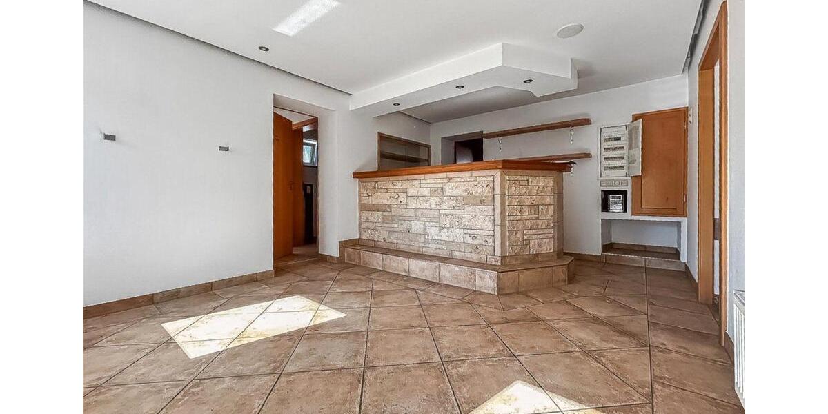 Einfamilienhaus Mohlsdorf-Teichwolframsdorf Teichwolframsdorf - 7 Zimmer, 180 m&sup2;, 42.000&euro; | Angebot:24616575