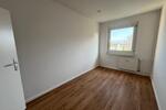 Etagenwohnung Zwickau Neuplanitz - 4 Zimmer, 90 m&sup2;, 449&euro; | Angebot:22043023