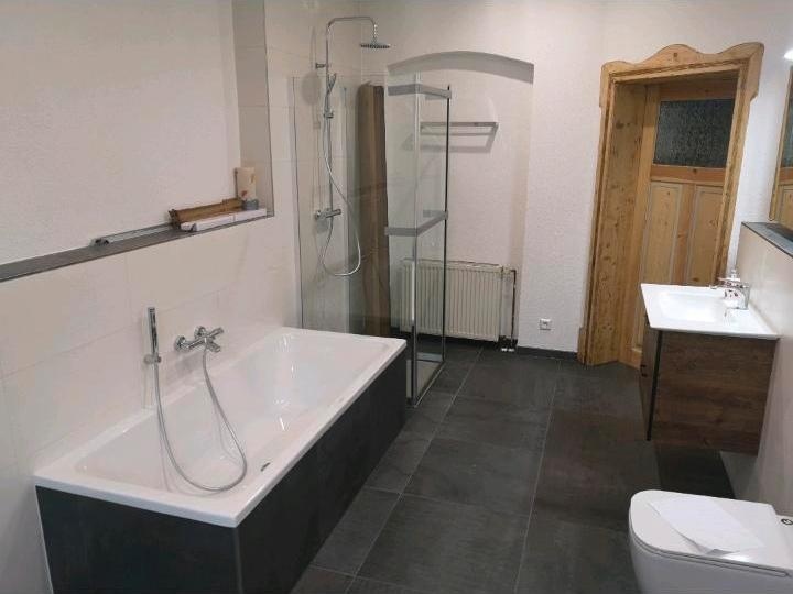 Erdgeschoßwohnung Auerbach/Vogtland Vogtland - 2 Zimmer, 68 m&sup2;, 600&euro; | Angebot:25454588