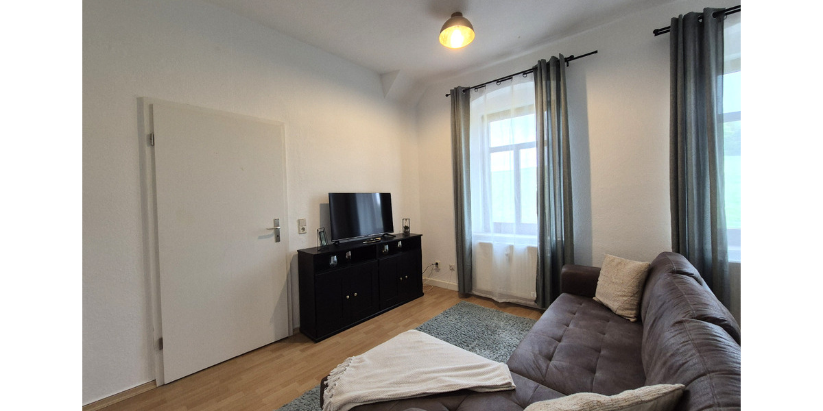 Etagenwohnung Crimmitschau - 2 Zimmer, 50 m&sup2;, 320&euro; | Angebot:25264316