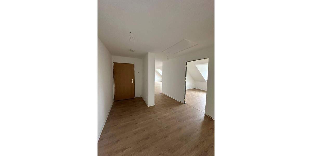 Etagenwohnung Zwickau Bahnhofsvorstadt - 3 Zimmer, 80 m&sup2;, 445&euro; | Angebot:25999010