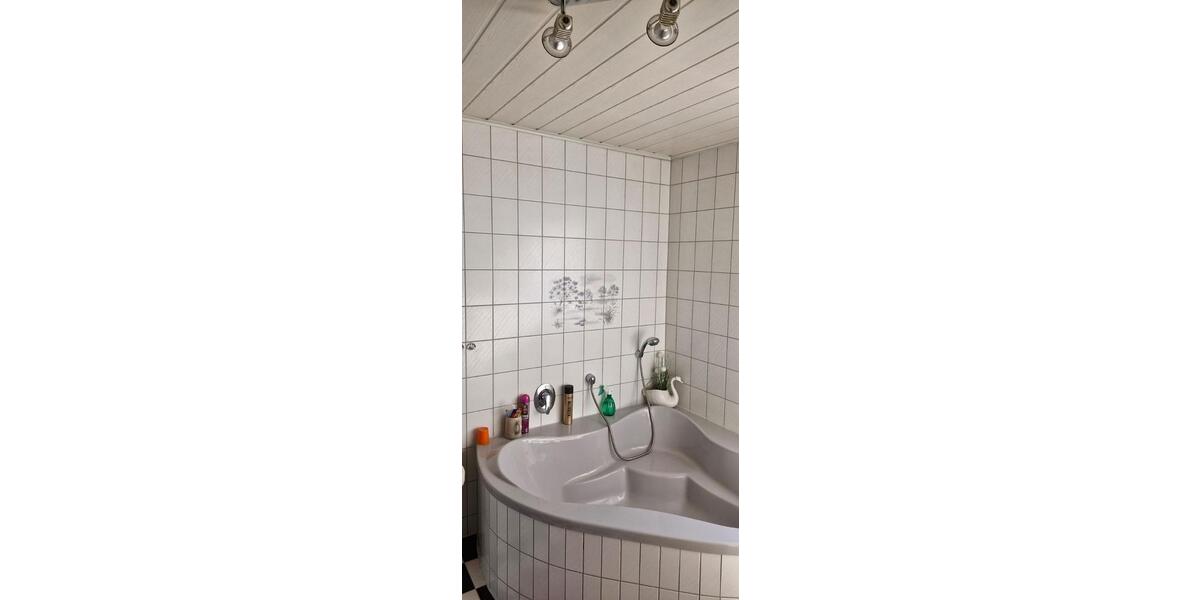 Reihenhaus Treuen - 8 Zimmer, 164 m&sup2;, 99.000&euro; | Angebot:25806158
