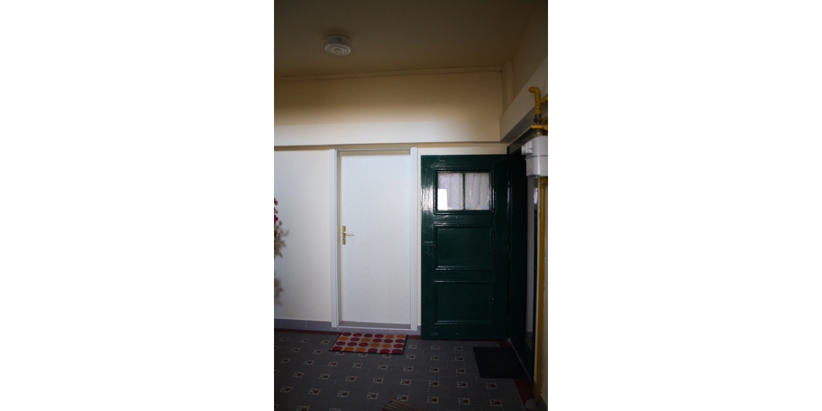 Ein-Zimmer-BüroPraxis in ruhiger und zentraler Lage - Gewerbeobjekt Lauter-Bernsbach Bernsbach | Angebot:14517899