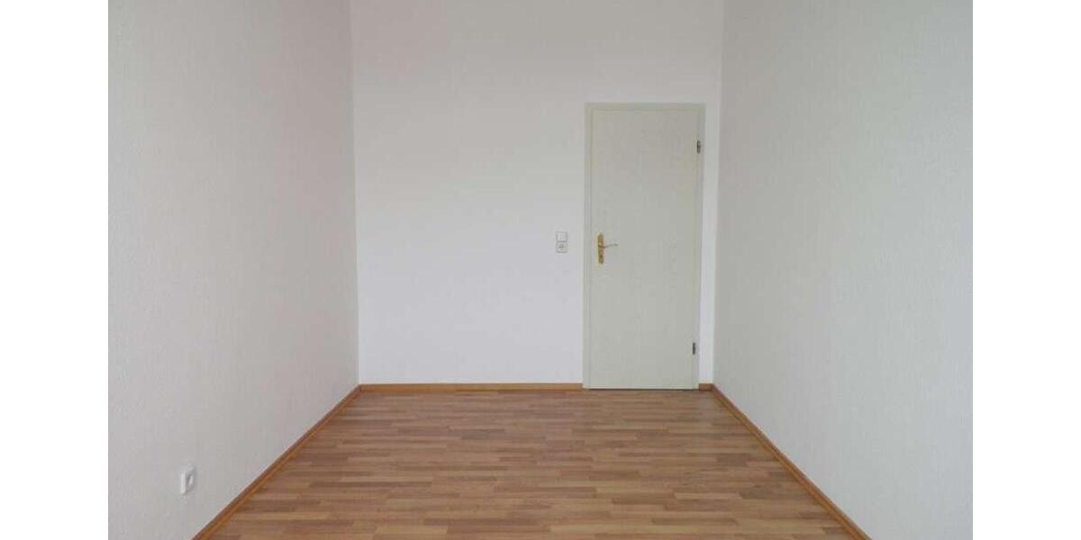 Etagenwohnung Zwickau - 3 Zimmer, 65 m&sup2;, 439&euro; | Angebot:24589901