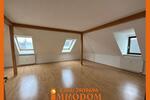 Dachgeschoßwohnung Zwickau - 3 Zimmer, 88 m&sup2;, 530&euro; | Angebot:18346902
