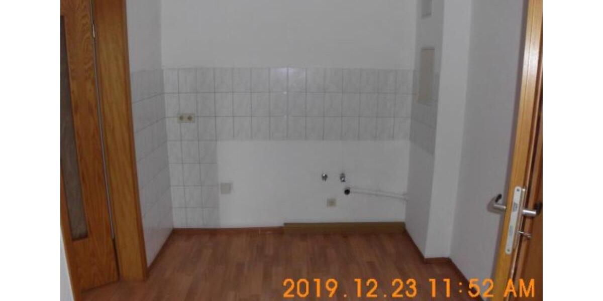 Etagenwohnung Hohenstein-Ernstthal Ernstthal - 3 Zimmer, 58 m&sup2;, 282&euro; | Angebot:19373404