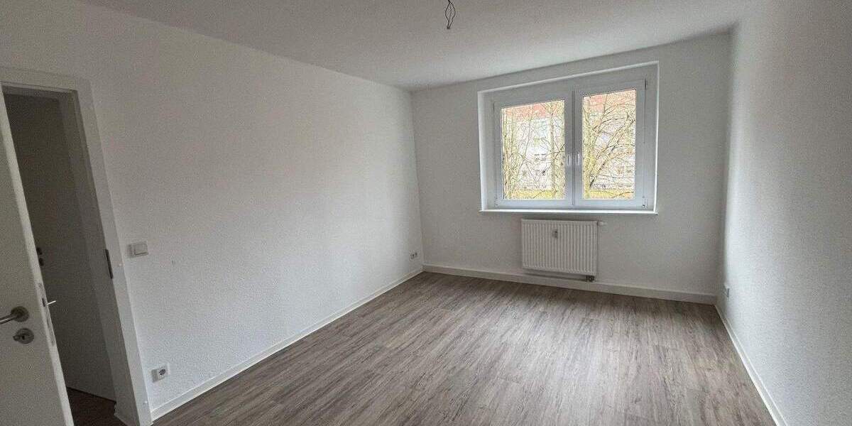 Etagenwohnung Zwickau Marienthal - 2 Zimmer, 46 m&sup2;, 315&euro; | Angebot:25800070