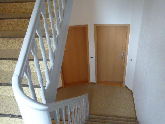 Etagenwohnung Meerane - 2 Zimmer, 61 m&sup2;, 299&euro; | Angebot:22739696