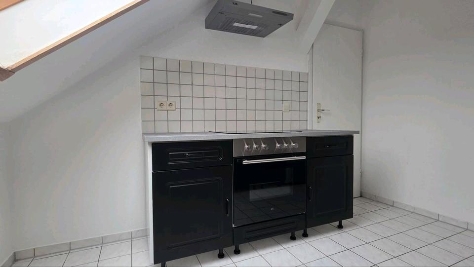 Dachgeschoßwohnung Zwickau Zwickau-Nord - 3 Zimmer, 66 m&sup2;, 549&euro; | Angebot:25840920