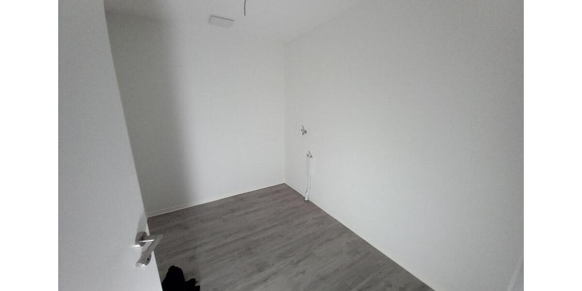 Erdgeschoßwohnung Zwickau Auerbach - 3 Zimmer, 117 m&sup2;, 760&euro; | Angebot:24252555