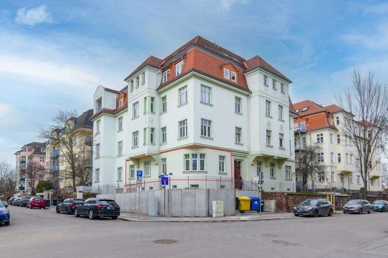Etagenwohnung Zwickau Mitte-West - 4 Zimmer, 91 m&sup2;, 79.000&euro; | Angebot:21912454