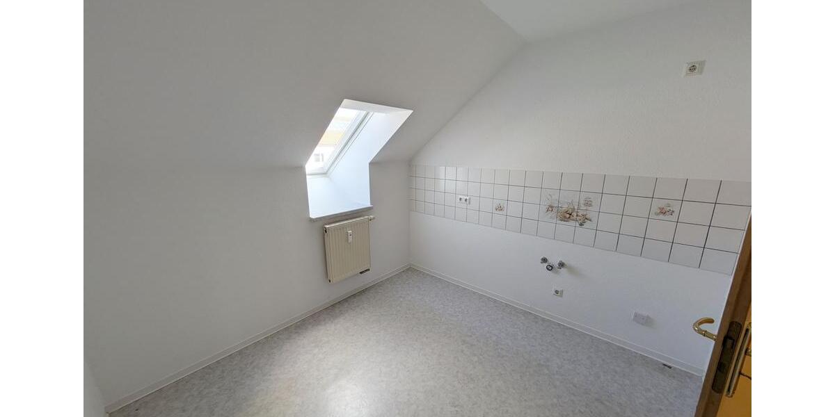 Etagenwohnung Limbach-Oberfrohna Oberfrohna - 2 Zimmer, 56 m&sup2;, 356&euro; | Angebot:25945710