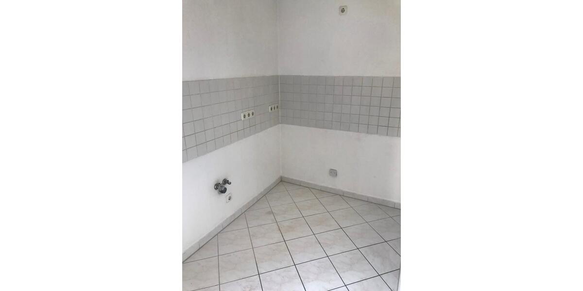 Etagenwohnung Zwickau - 2 Zimmer, 55 m&sup2;, 370&euro; | Angebot:24878691