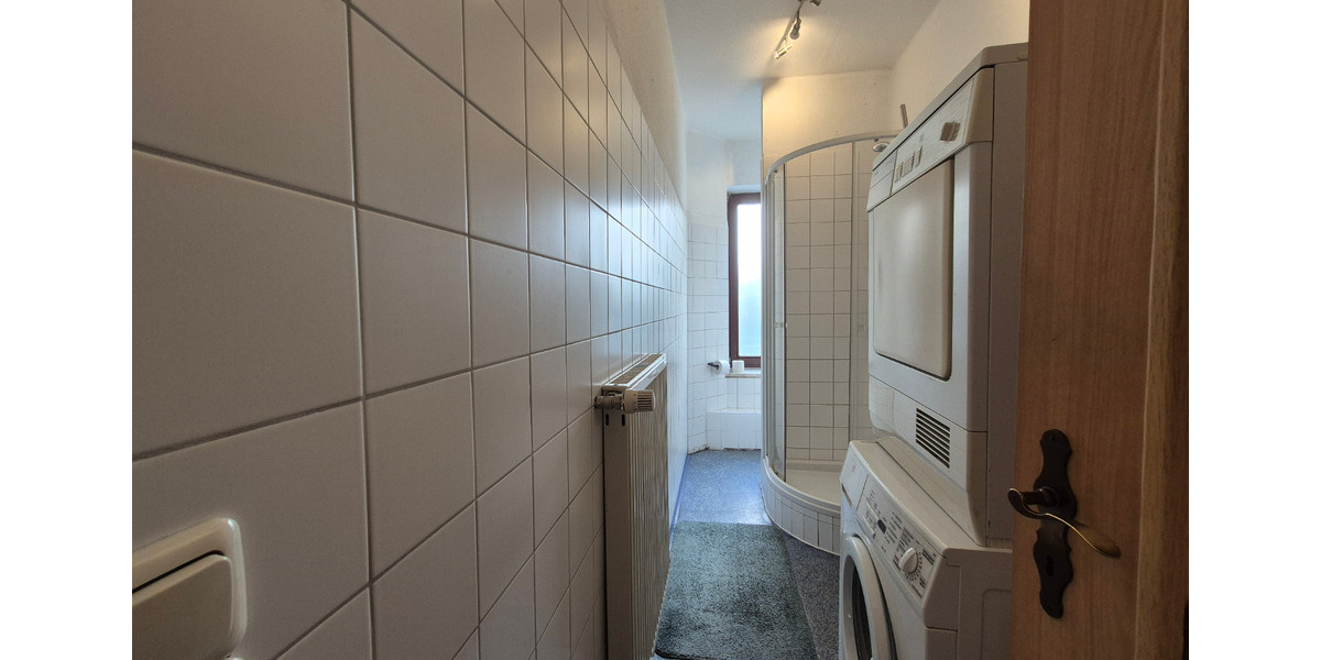 Erdgeschoßwohnung Crimmitschau - 3 Zimmer, 64 m&sup2;, 700&euro; | Angebot:24510395