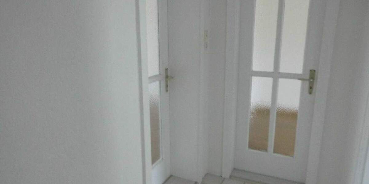 Etagenwohnung Reichenbach OT Mylau Mylau - 3 Zimmer, 61 m&sup2;, 50.000&euro; | Angebot:25662884