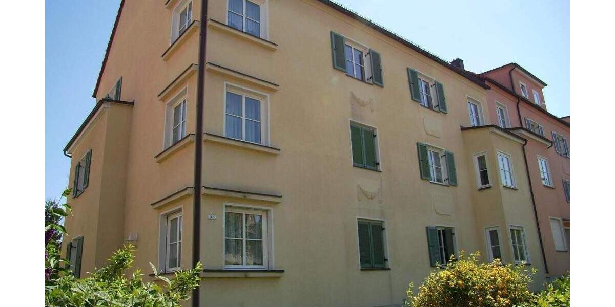 Etagenwohnung Zwickau Marienthal - 2 Zimmer, 47 m&sup2;, 300&euro; | Angebot:25747119
