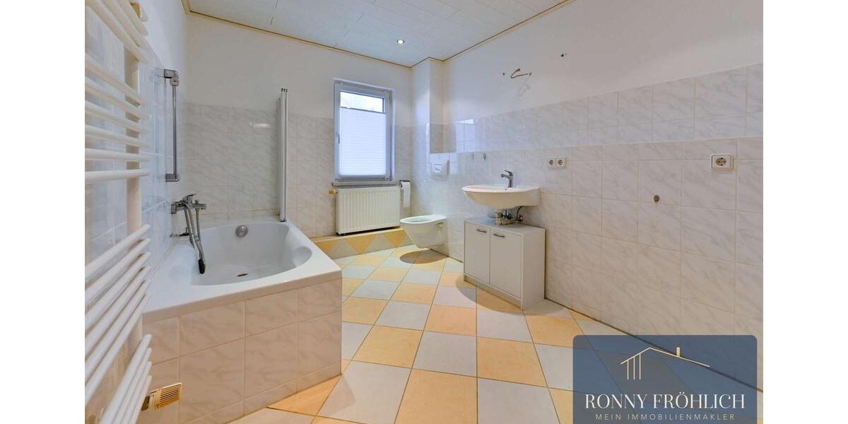 Etagenwohnung Lauter-Bernsbach Bernsbach - 5 Zimmer, 120 m&sup2;, 700&euro; | Angebot:24506922