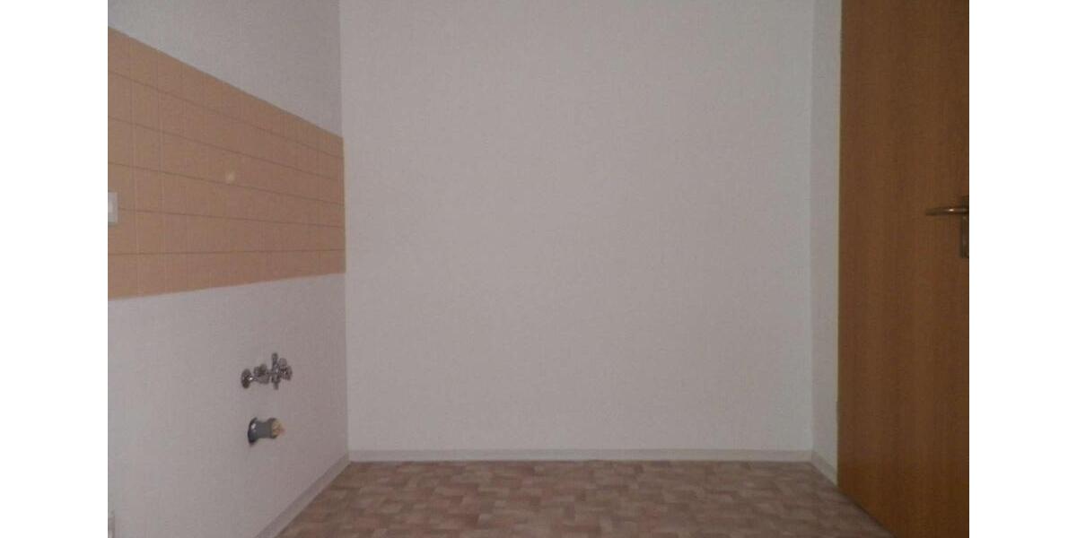 Erdgeschoßwohnung Zwickau - 2 Zimmer, 6 m&sup2;, 320&euro; | Angebot:22739654