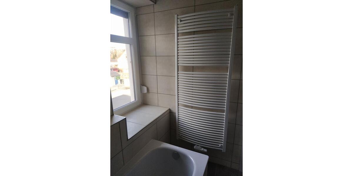 Etagenwohnung Gornsdorf - 2 Zimmer, 70 m&sup2;, 450&euro; | Angebot:20050223