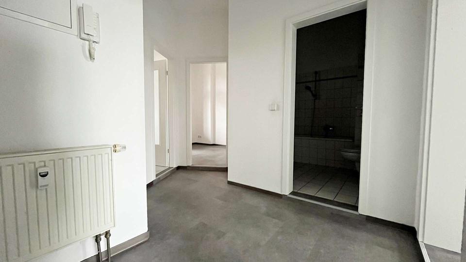 Etagenwohnung Zwickau - 3 Zimmer, 66 m&sup2;, 430&euro; | Angebot:24521200