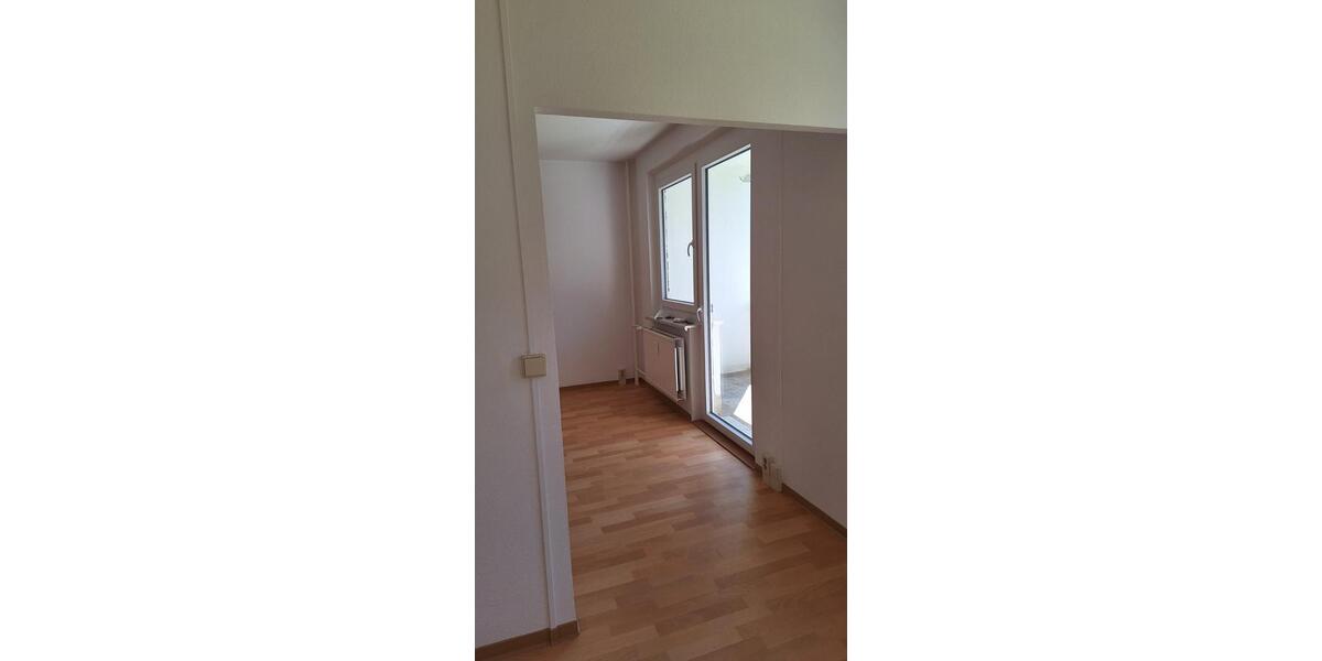Etagenwohnung Limbach-Oberfrohna Oberfrohna - 1 Zimmer, 34 m&sup2;, 220&euro; | Angebot:21342989