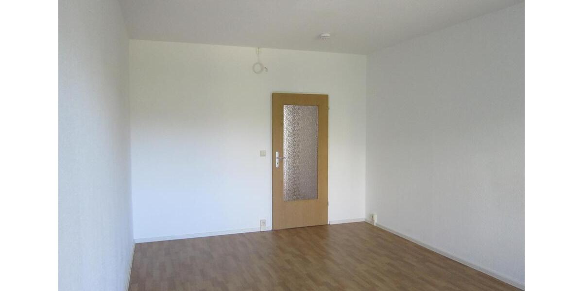 Etagenwohnung Crimmitschau - 4 Zimmer, 87 m&sup2;, 589&euro; | Angebot:19635396