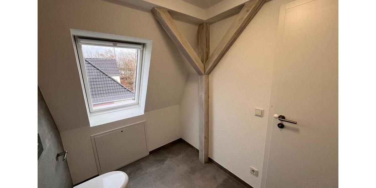 Doppelhaushälfte Zwickau - 3 Zimmer, 95 m&sup2;, 1.450&euro; | Angebot:25395037