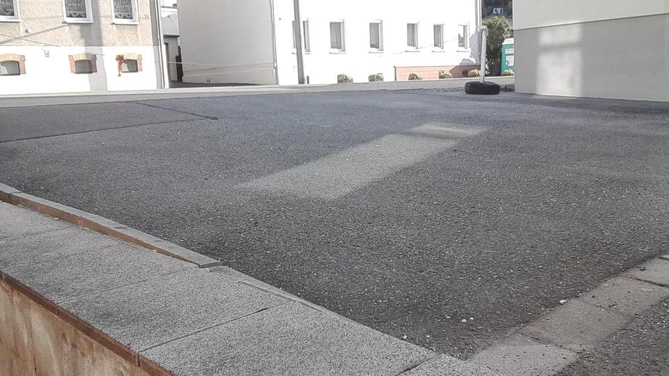 Einfamilienhaus Greiz - 10 Zimmer, 220 m&sup2;, 44.000&euro; | Angebot:24152075