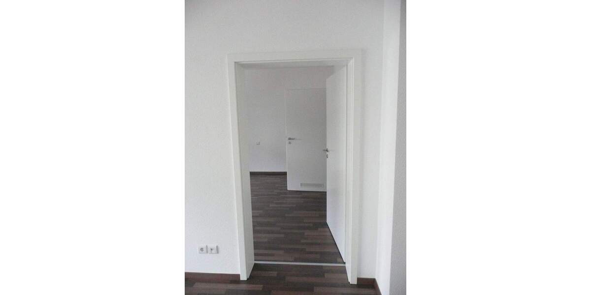 Etagenwohnung Zwickau Niederplanitz - 2 Zimmer, 47 m&sup2;, 399&euro; | Angebot:25897654