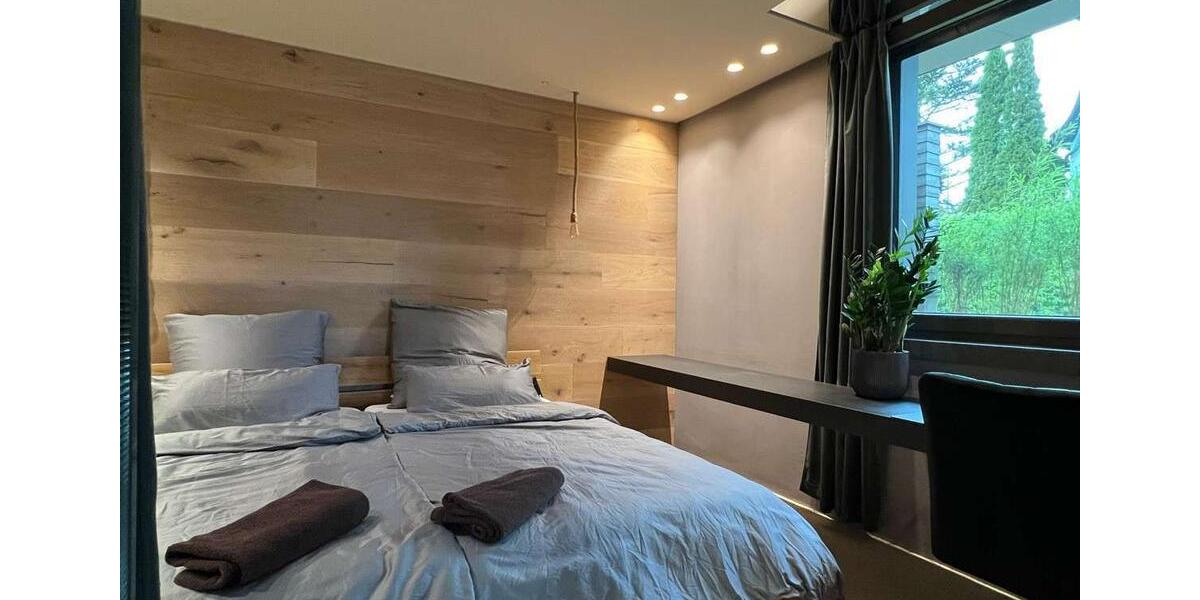 Etagenwohnung Zwickau Cainsdorf - 2 Zimmer, 68 m&sup2;, 1.200&euro; | Angebot:24742174