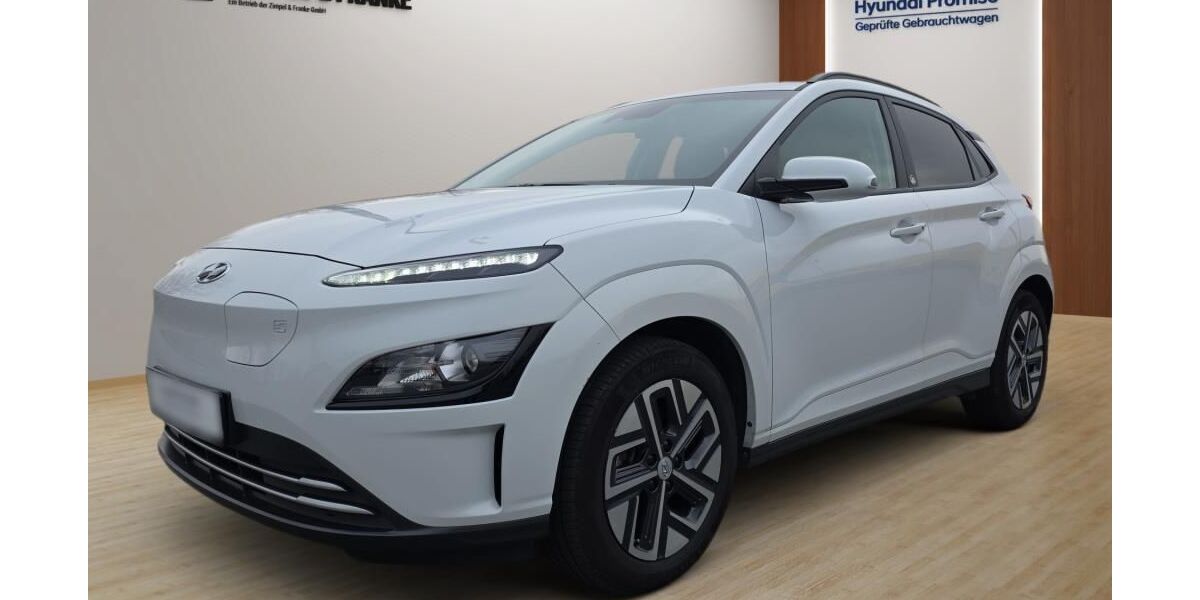 Hyundai KONA Elektro 30.420 km 22.450 &euro; Schneeberg 08289