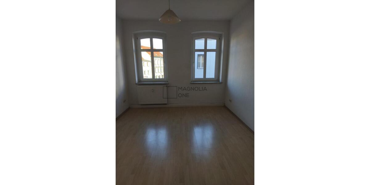 Etagenwohnung Gößnitz - 4 Zimmer, 80 m&sup2;, 553&euro; | Angebot:21473224