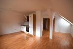 Dachgeschoßwohnung Zwickau Neuplanitz - 2 Zimmer, 70 m&sup2;, 395&euro; | Angebot:25223106