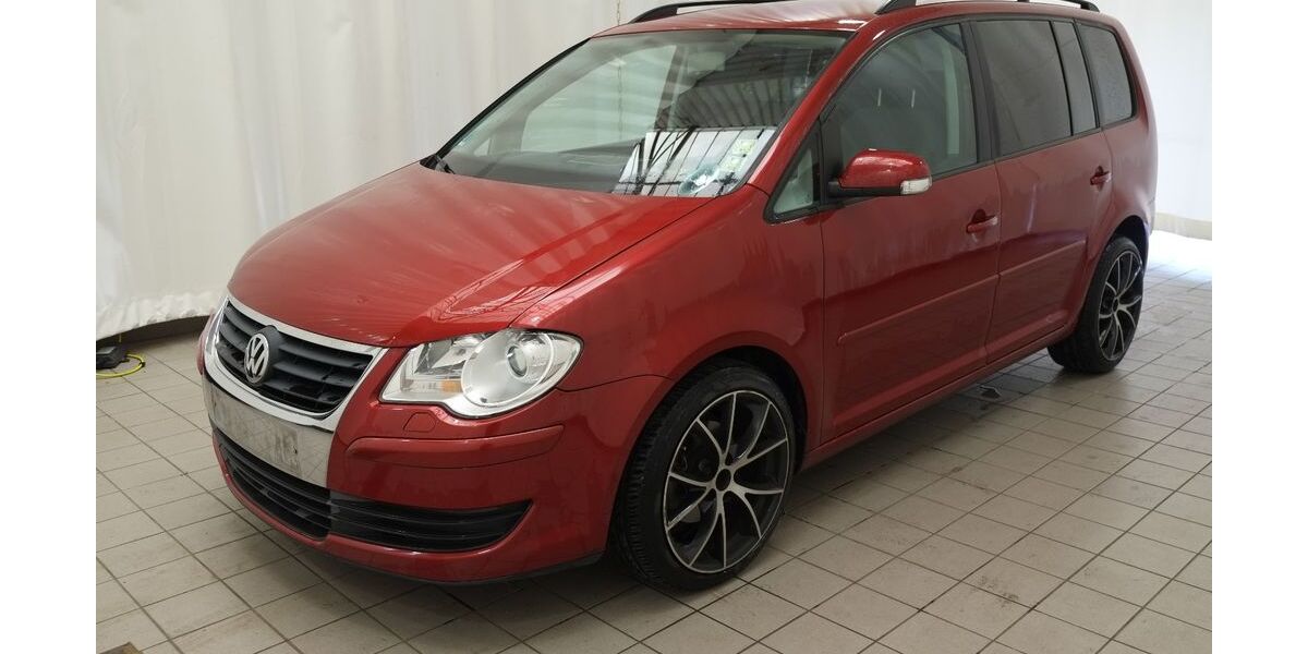VW Touran 134.440 km 2.000 &euro; Greiz 07973