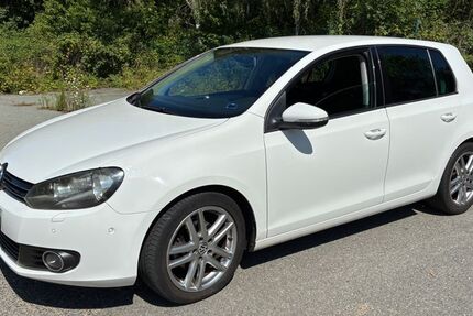 VW Golf 216.100 km 4.499 &euro; Zwickau 08066