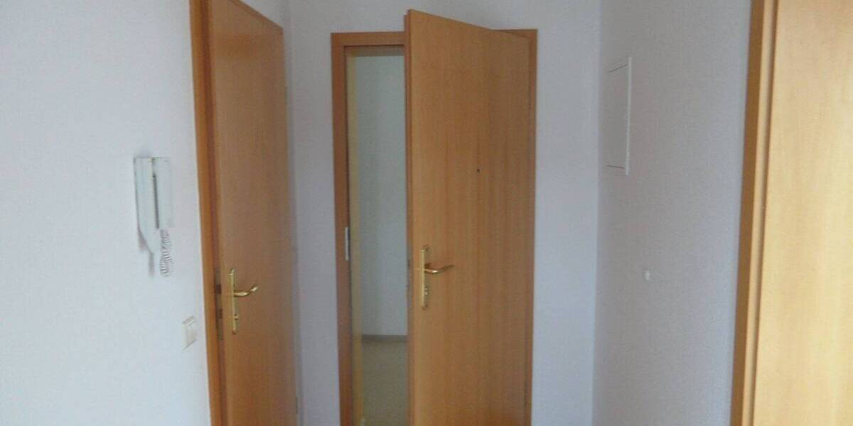 Etagenwohnung Zwickau Bahnhofsvorstadt - 1 Zimmer, 42 m&sup2;, 42.000&euro; | Angebot:25747134